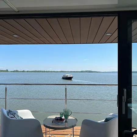 Houseboat In Azy By Jamno And Sea Botel *