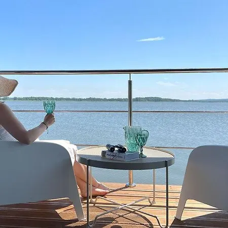Houseboat In Azy By Jamno And Sea Botel *
